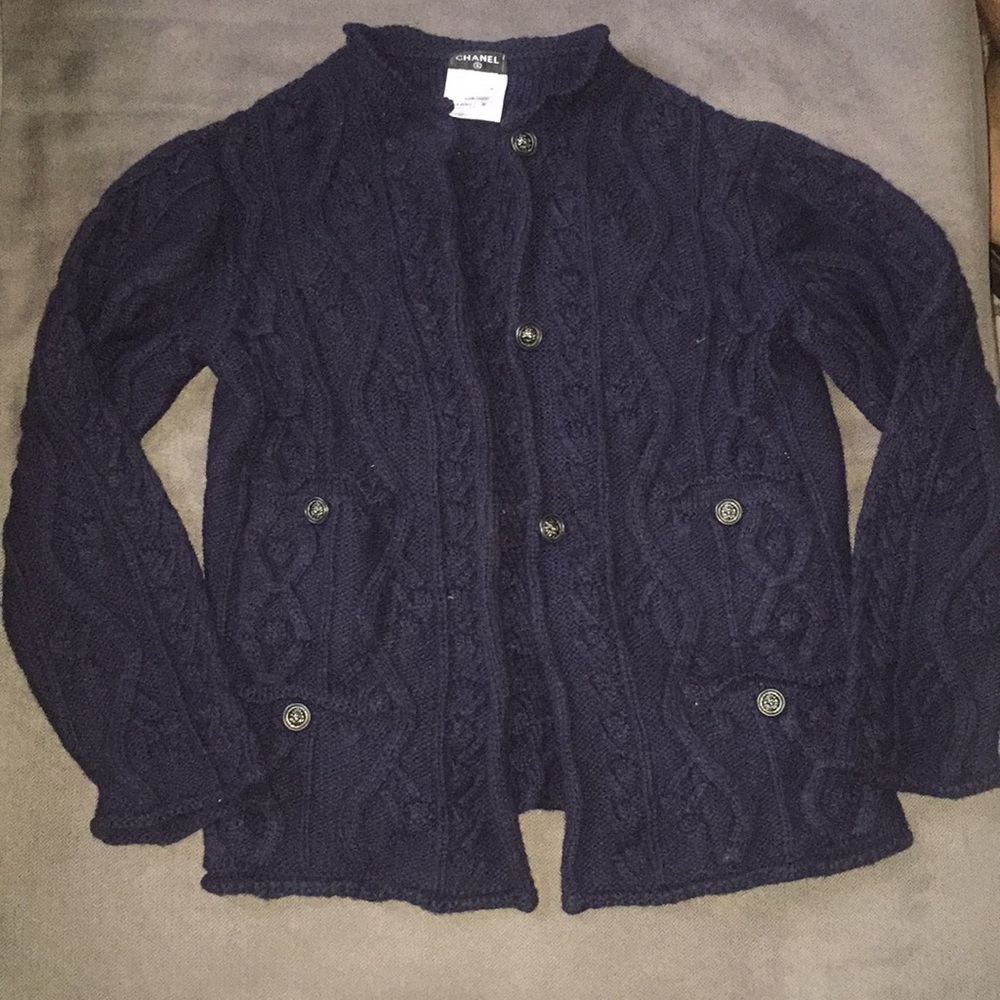 CHANEL 100% Cachemire Cardigan